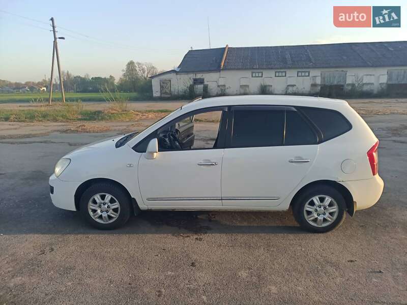 Kia Carens 2007