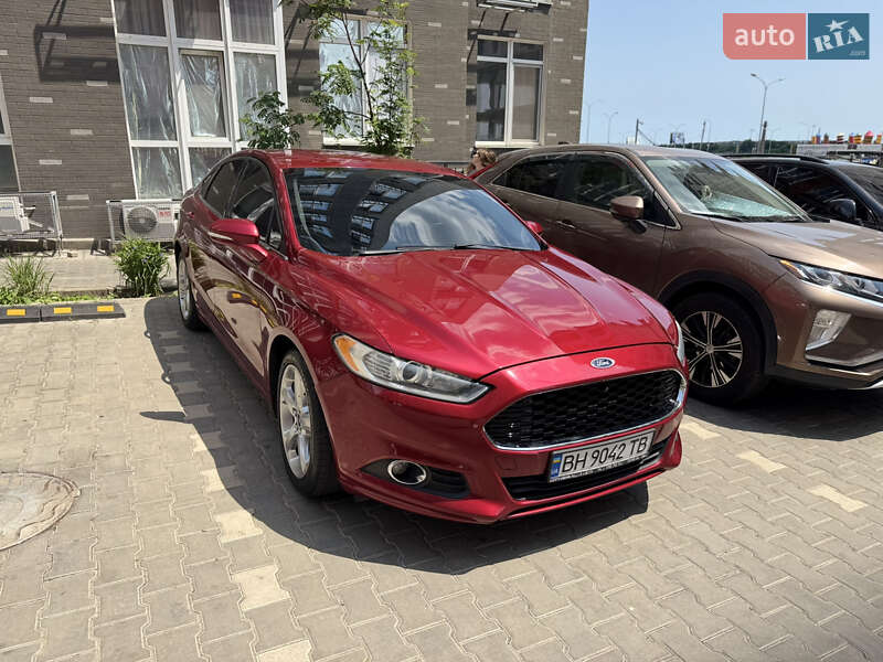 Ford Fusion 2016