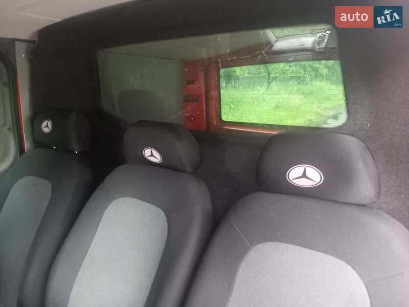 Mercedes-Benz Vito 2010