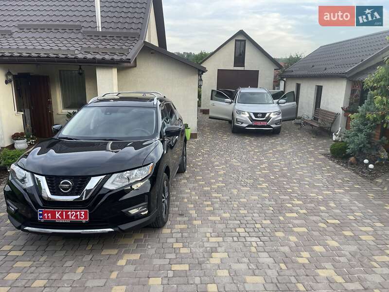Nissan-33