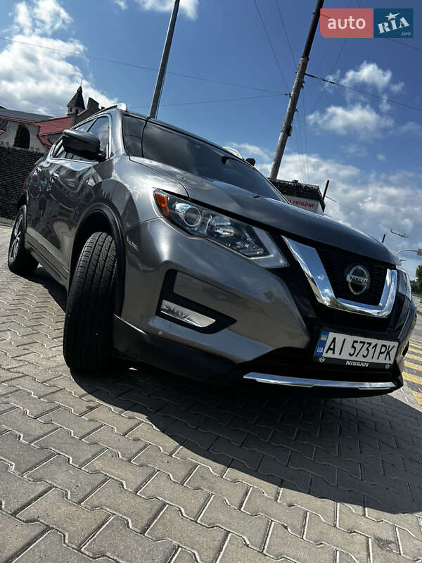 Nissan-4