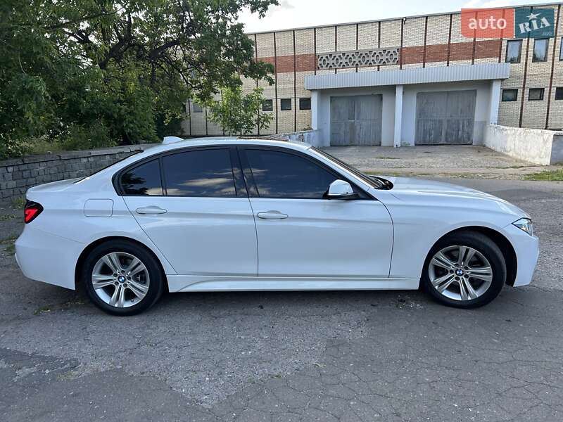 BMW 3 Series 2017