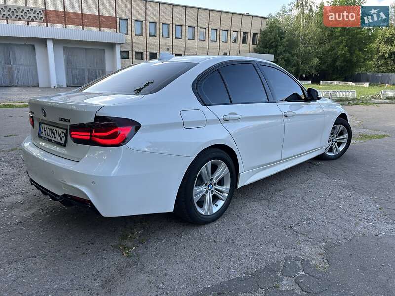 BMW 3 Series 2017