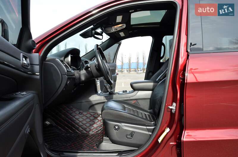 Jeep Grand Cherokee 2020