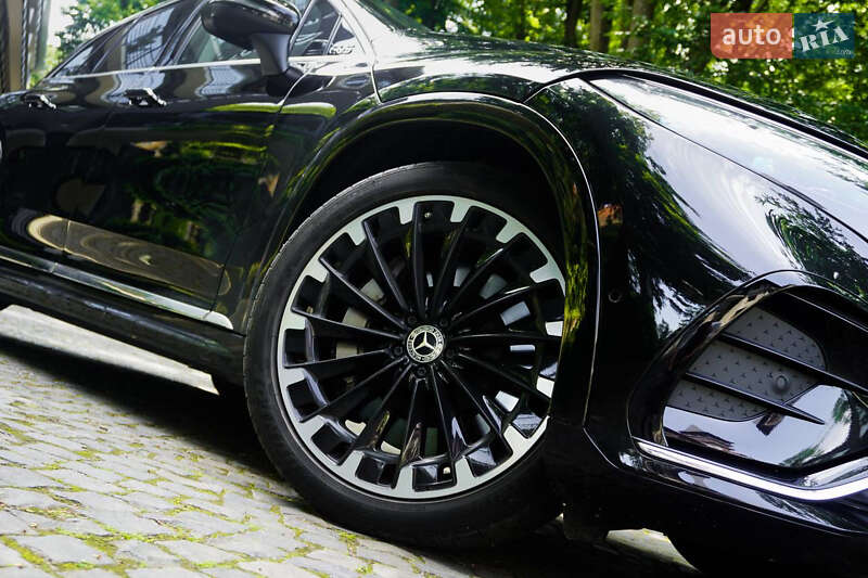 Mercedes-Benz-70