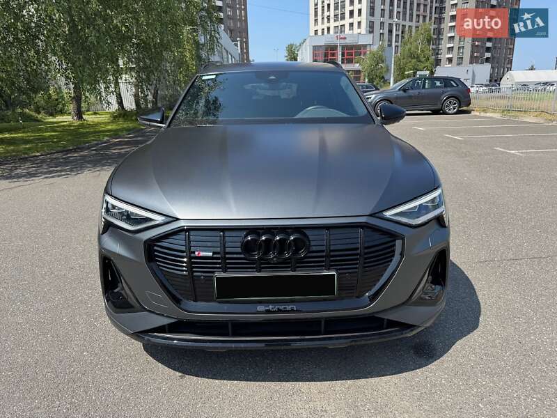 Audi e-tron Sportback 2023