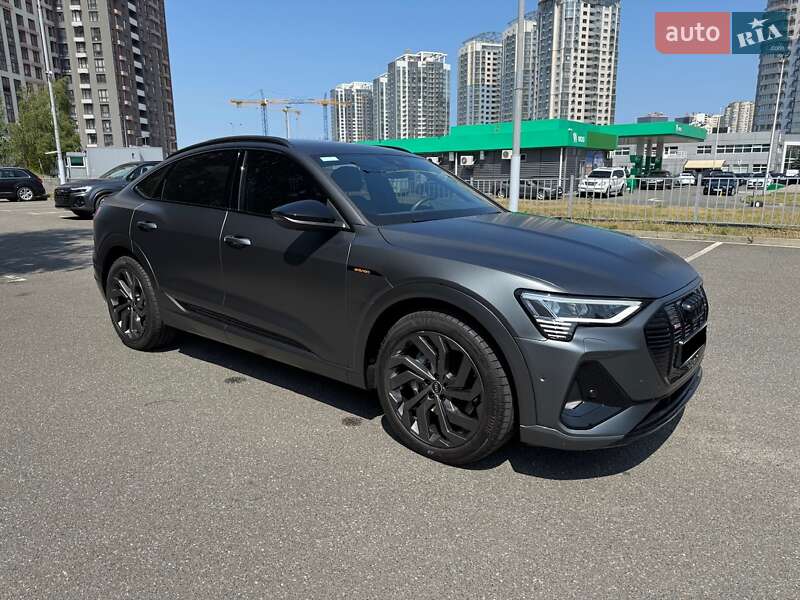 Audi e-tron Sportback 2023