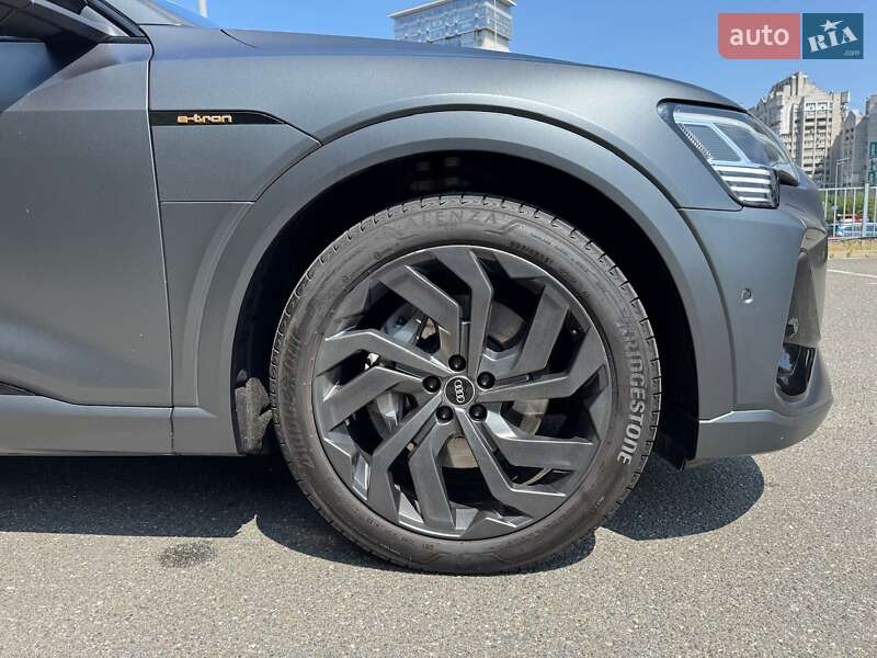 Audi e-tron Sportback 2023