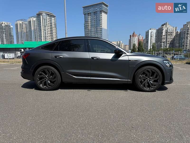 Audi e-tron Sportback 2023