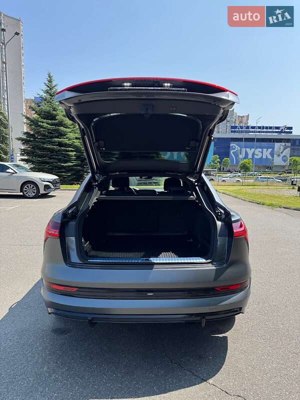 Audi e-tron Sportback 2023