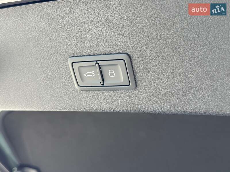 Audi e-tron Sportback 2023