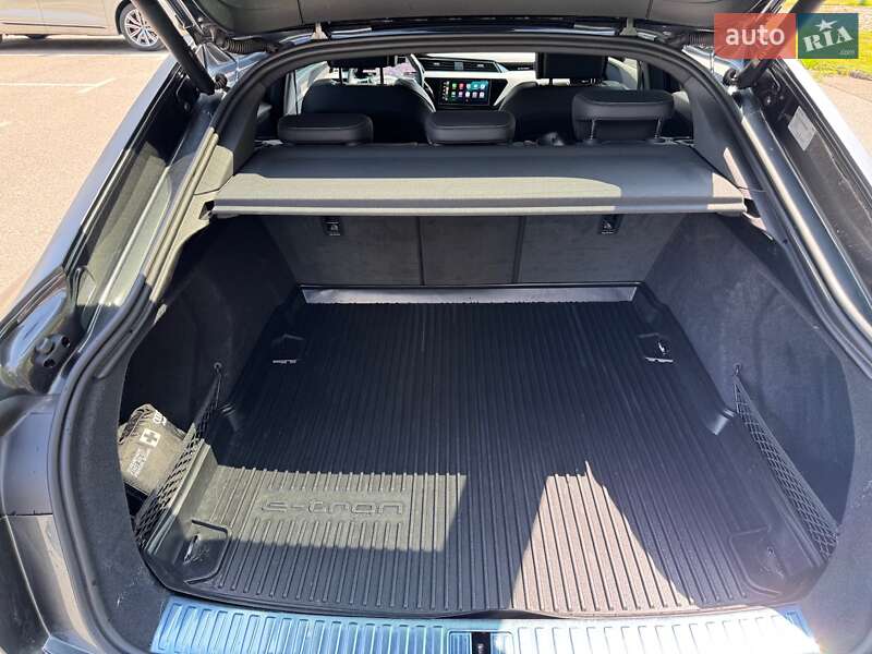 Audi e-tron Sportback 2023