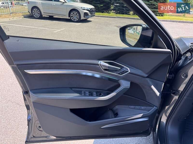 Audi e-tron Sportback 2023