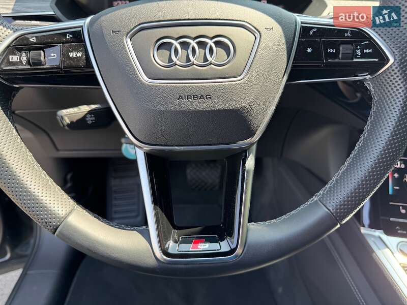 Audi e-tron Sportback 2023