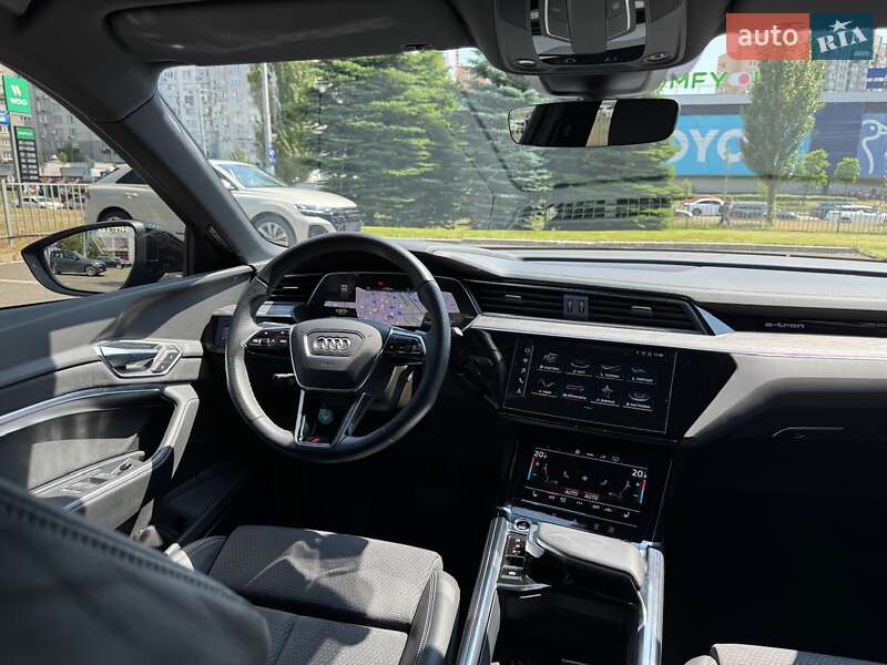 Audi e-tron Sportback 2023