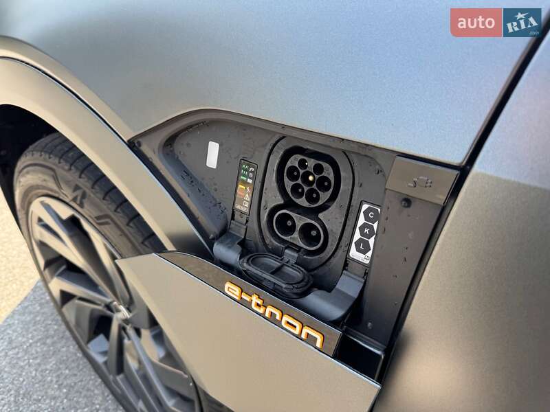 Audi e-tron Sportback 2023