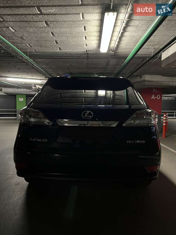 Lexus-26