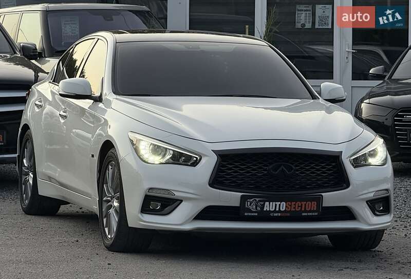 Infiniti-35