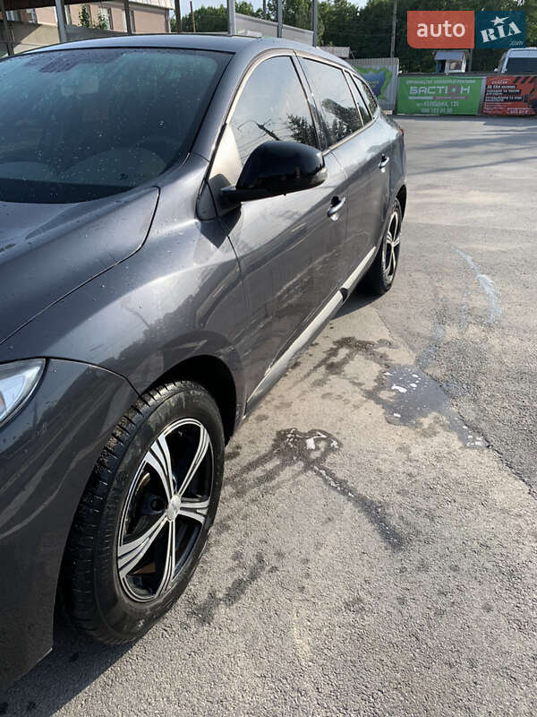 Renault-29