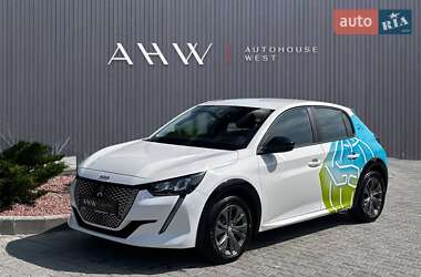 Peugeot e-208 2022