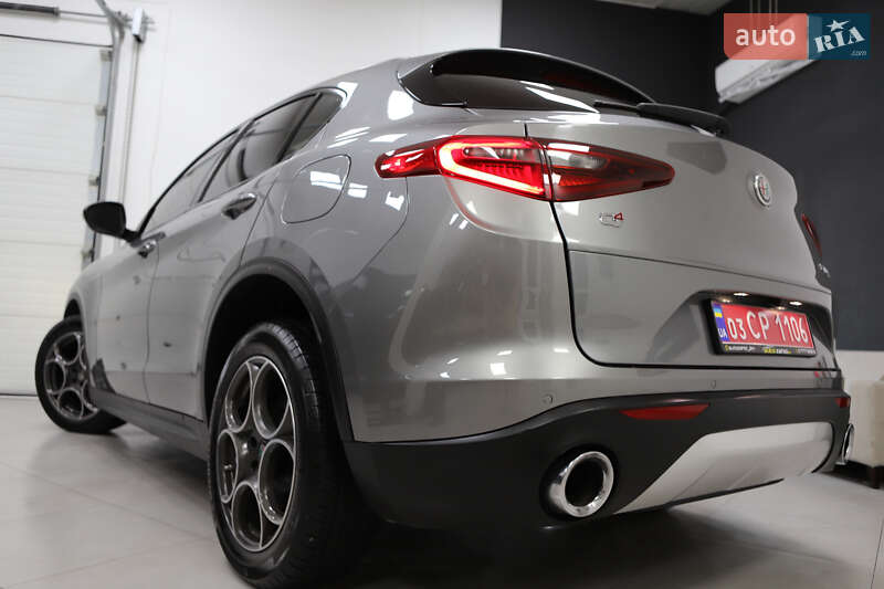 Alfa Romeo-135