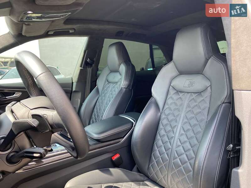 Audi SQ8 2020