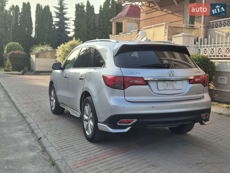 Acura-8