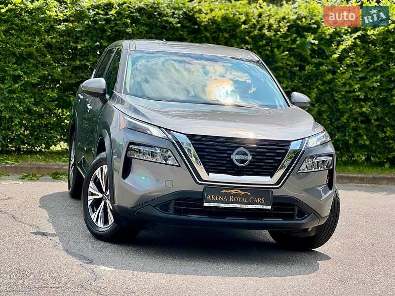 Nissan-0