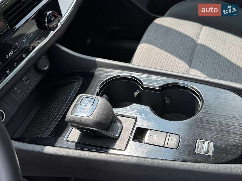 Nissan-9