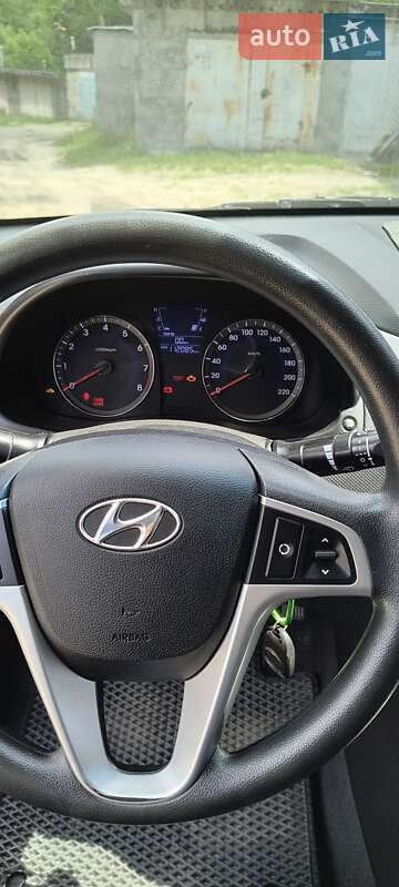 Hyundai-11