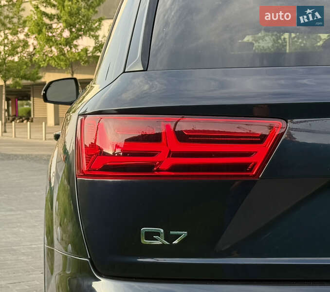 Audi Q7 2017
