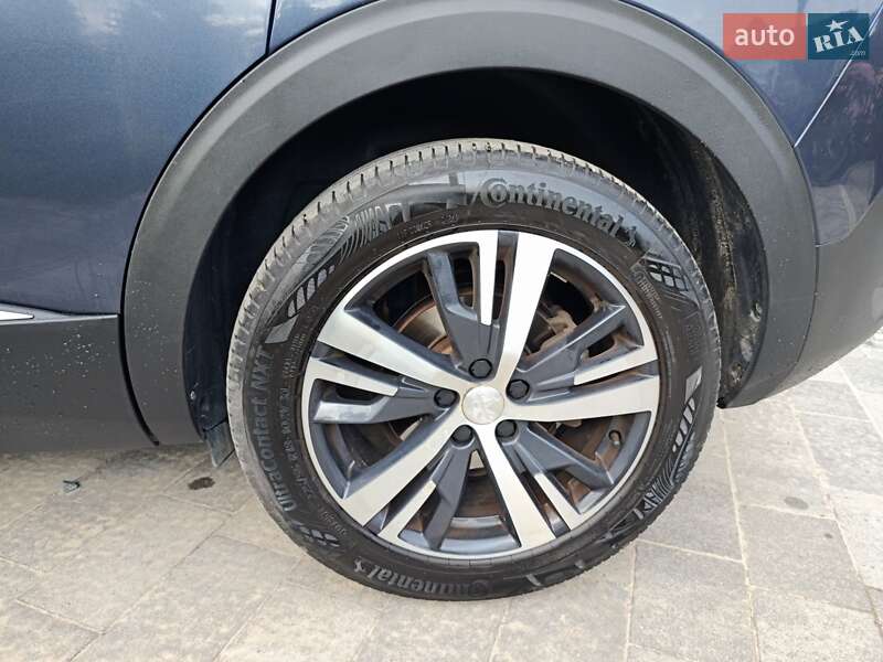Peugeot 5008 2019