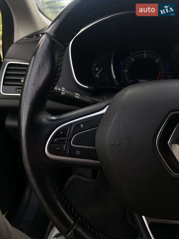 Renault-35