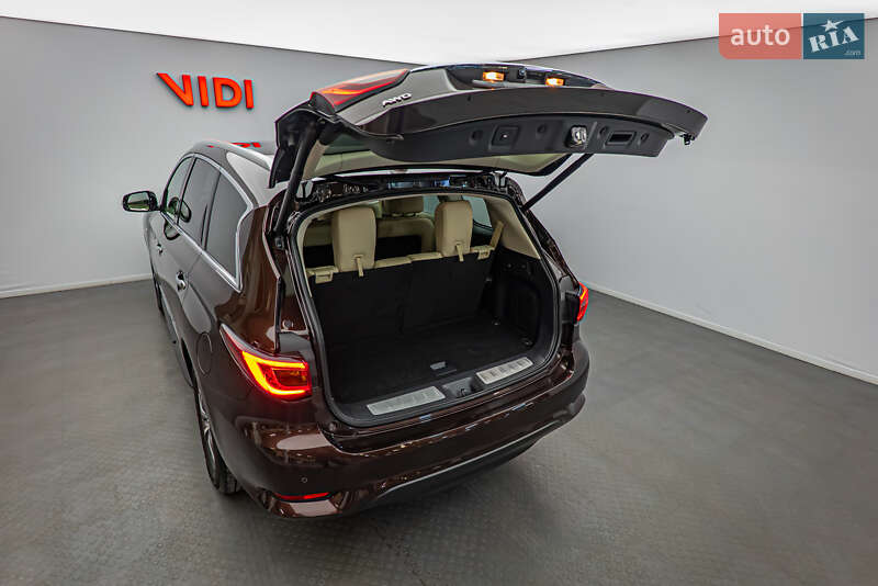 Infiniti-3