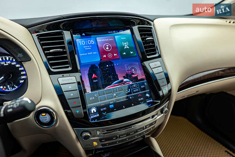 Infiniti-24