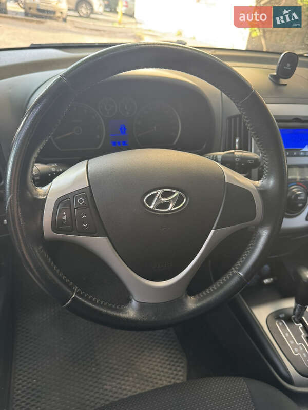 Hyundai-24