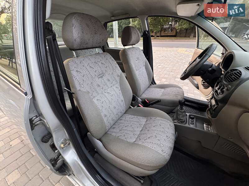 ВАЗ / Lada 1118 Калина 2011