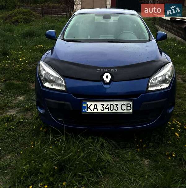 Renault-11