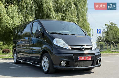 Opel Vivaro 2012