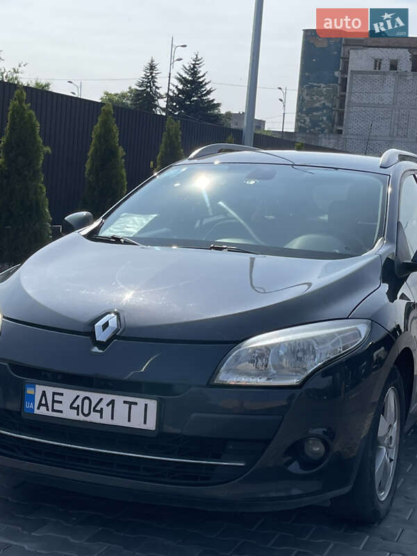Renault-11