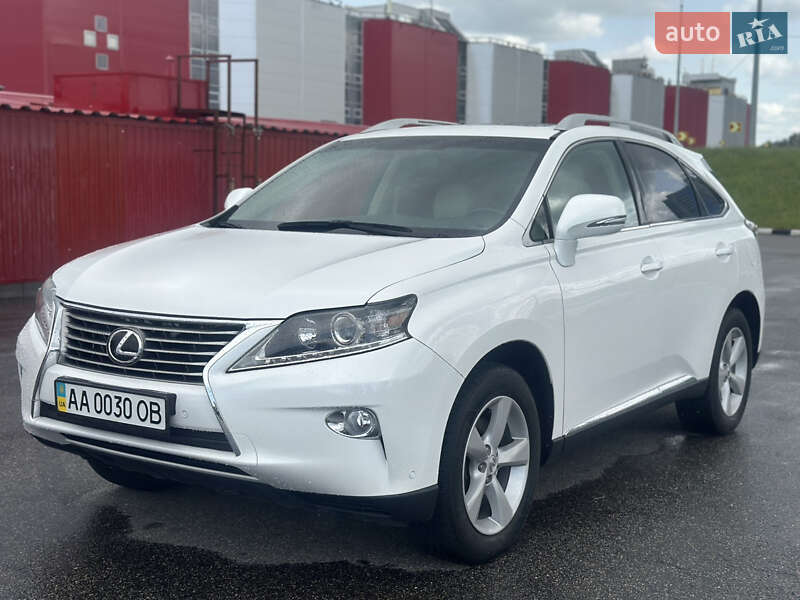 Lexus-26