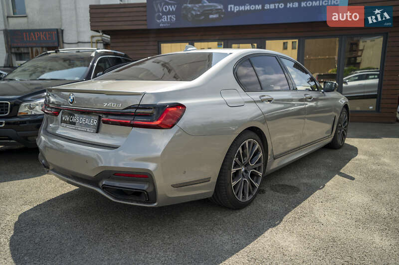 BMW-8