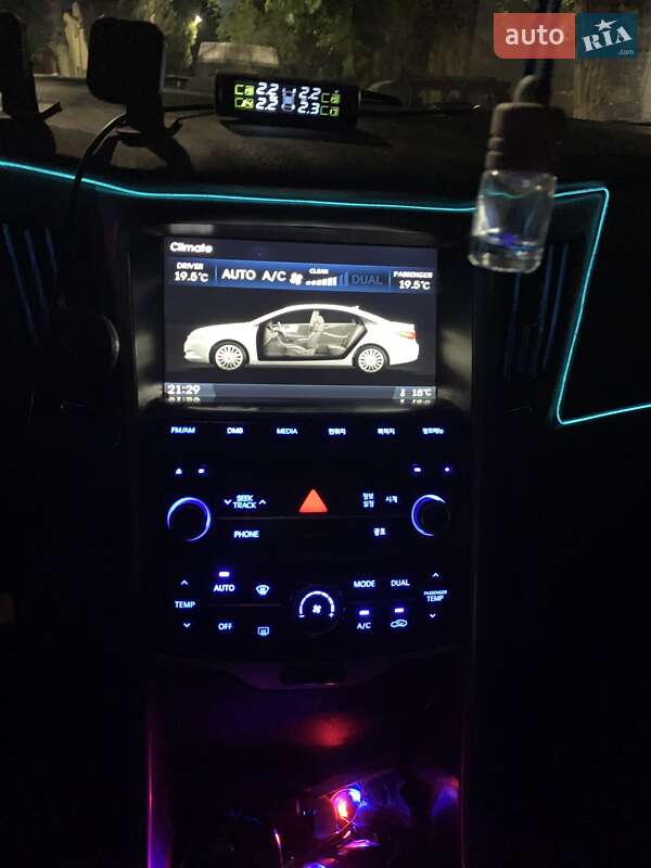 Hyundai-9