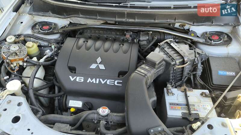 Mitsubishi Outlander XL 2007