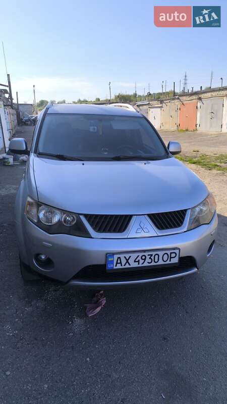 Mitsubishi Outlander XL 2007