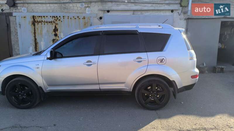 Mitsubishi Outlander XL 2007