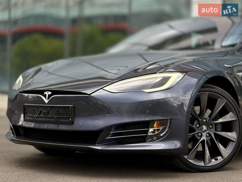 Tesla-1