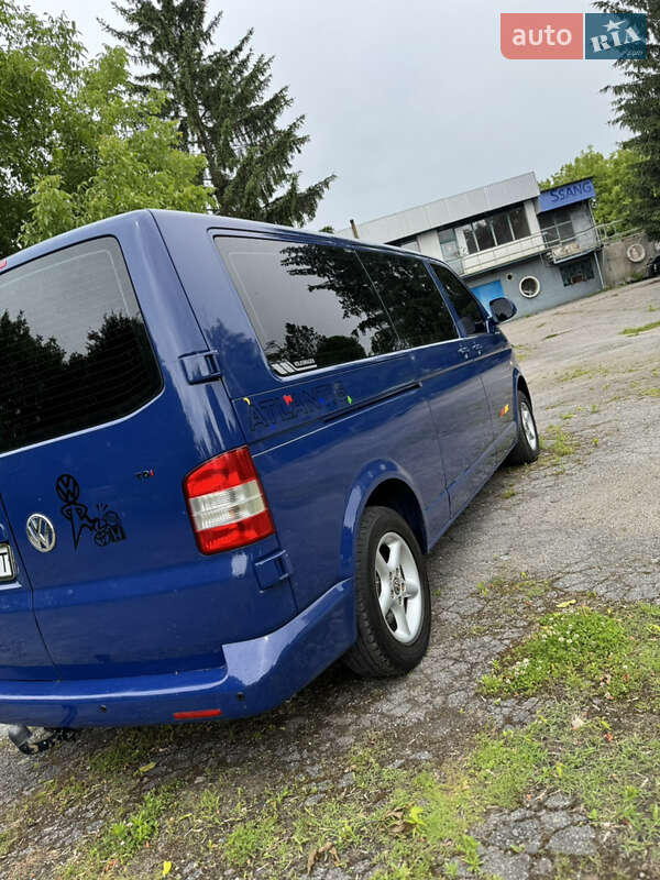 Volkswagen Transporter 2010