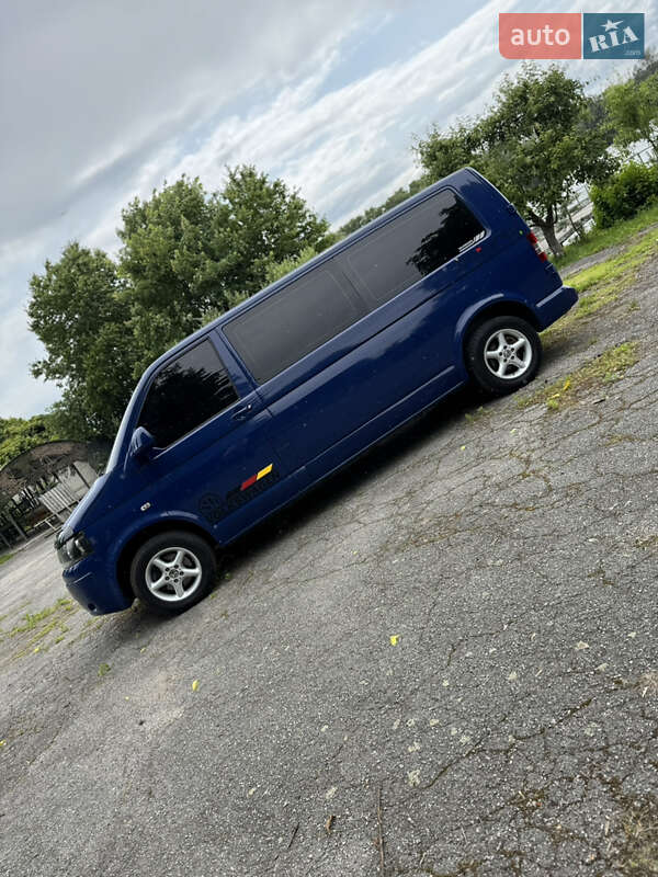 Volkswagen Transporter 2010