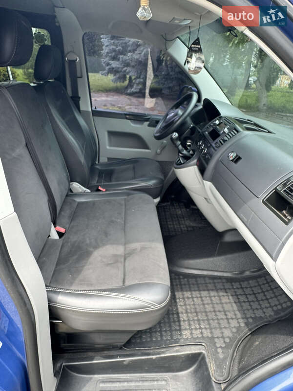 Volkswagen Transporter 2010